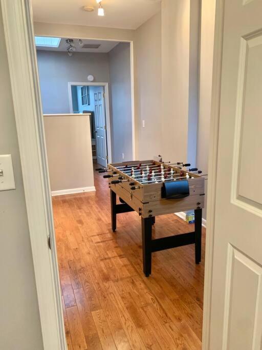 Upscale 2Bd/1.5Ba Townhome Mins To Jhh & Downtown Baltimore Exterior foto